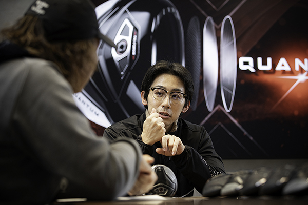 キャロウェイ「QUANTUM(クアンタム)」、なぜ初速は上がり、球は暴れないのか？