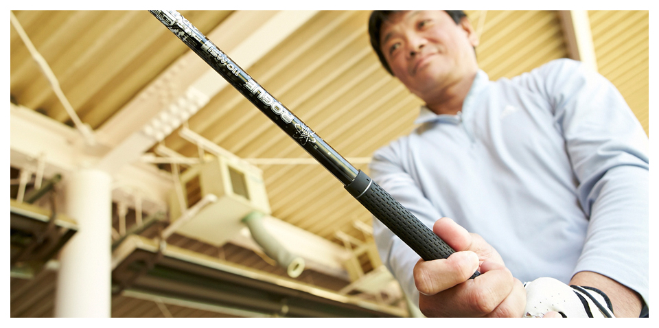 ALDILA ROGUEと三菱ケミカル KURO KAGEドライバー飛距離対決