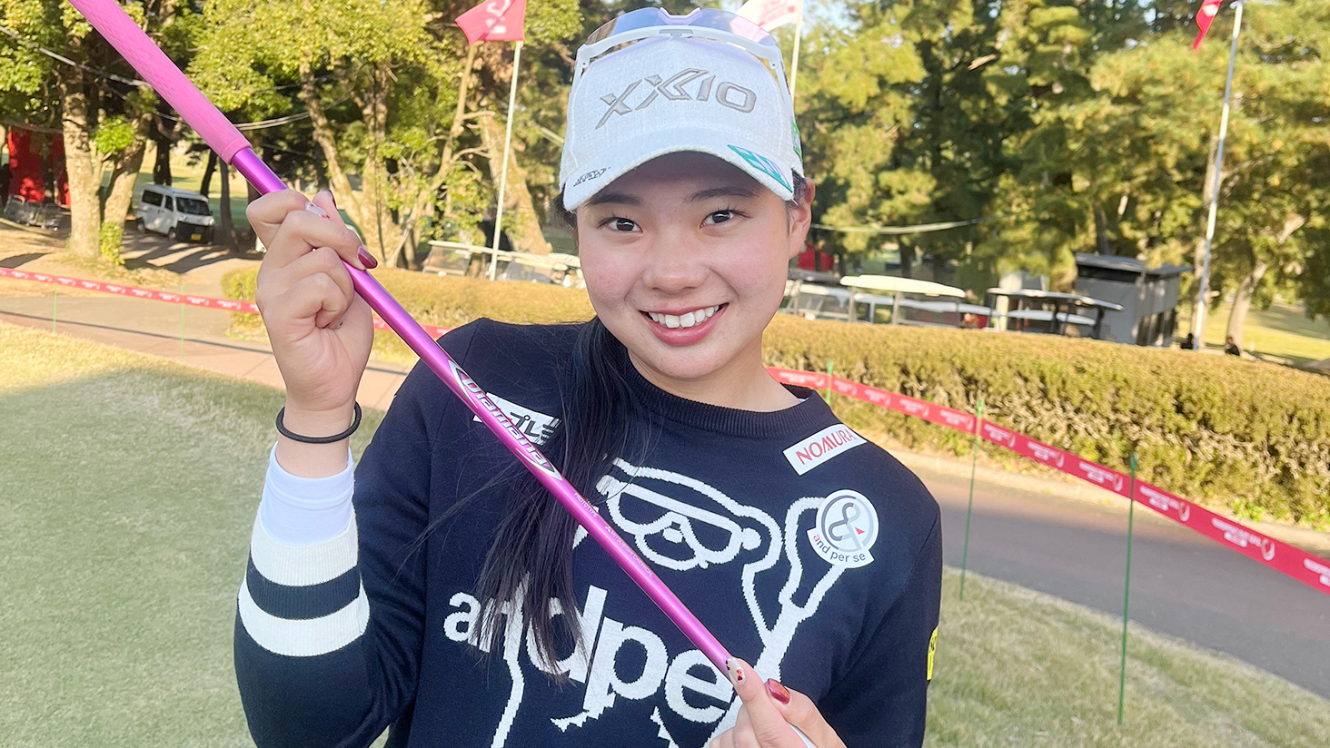 �g�閧����h�̓t�j���t�j���I�H�����؂̏��D���ɍv�������s���N�̃V���t�g