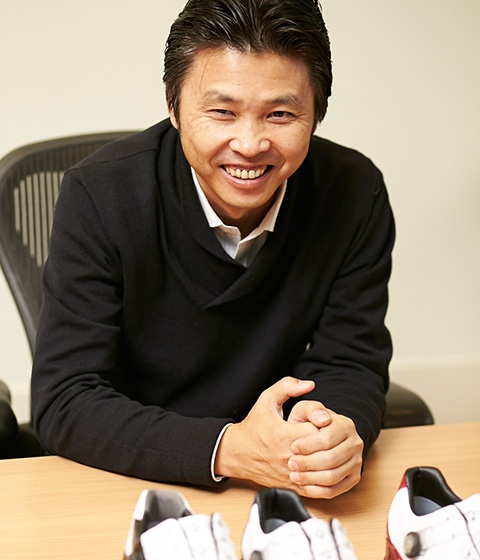 GENEMはトータル点が高いシューズ。履いてラウンドしてみたくなりました。