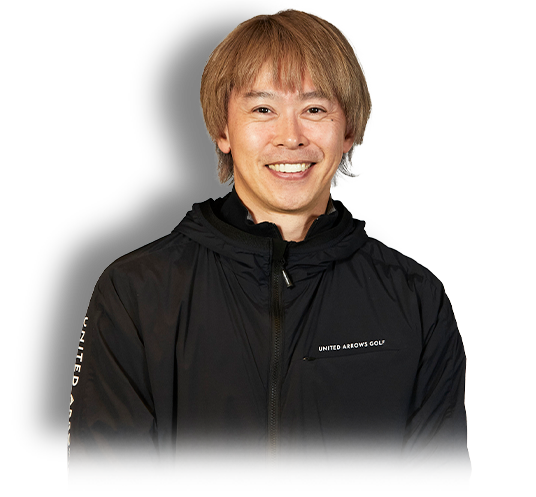 テーラーメイド Qi10の試打検証を行うゴルフライター鶴原弘高氏