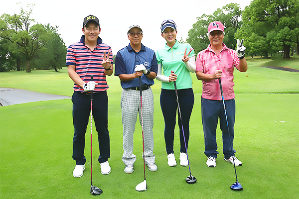相合傘で急接近 原田桂プロ 下村樹美プロと過ごす涼仙ゴルフ倶楽部での至福のひと時